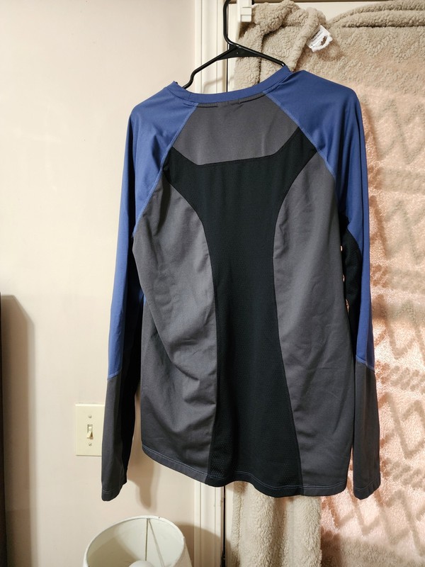 Vintage Gorpcore Oakley Thermo Jersey Long Sleeve Rash Guard Mens Large gallery