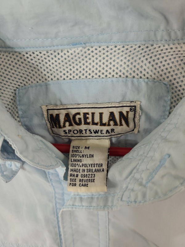 Magellan Sportswear Blue Vented S/S Button Front Shirt Distressed Mens Medium gallery