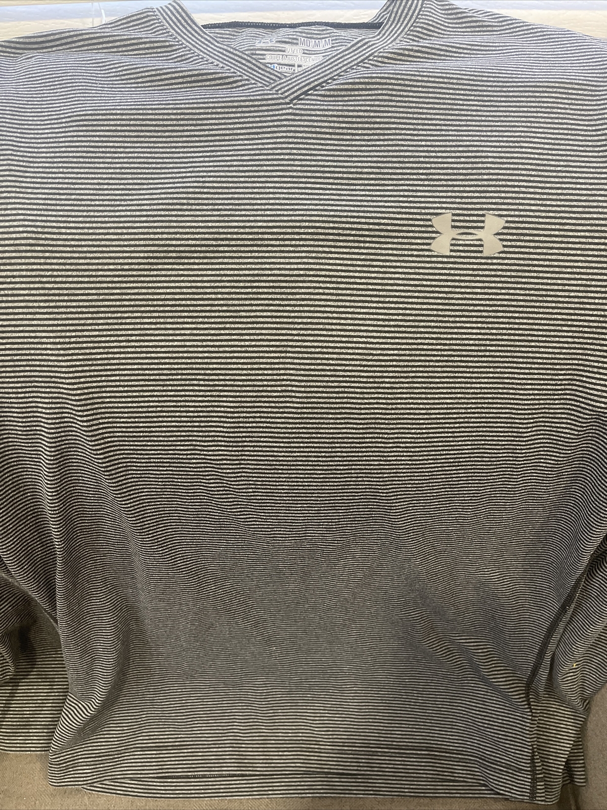 Under Armour Cold Gear Infrared Black Gray Striped LS Shirt Medium Fitted V neck gallery