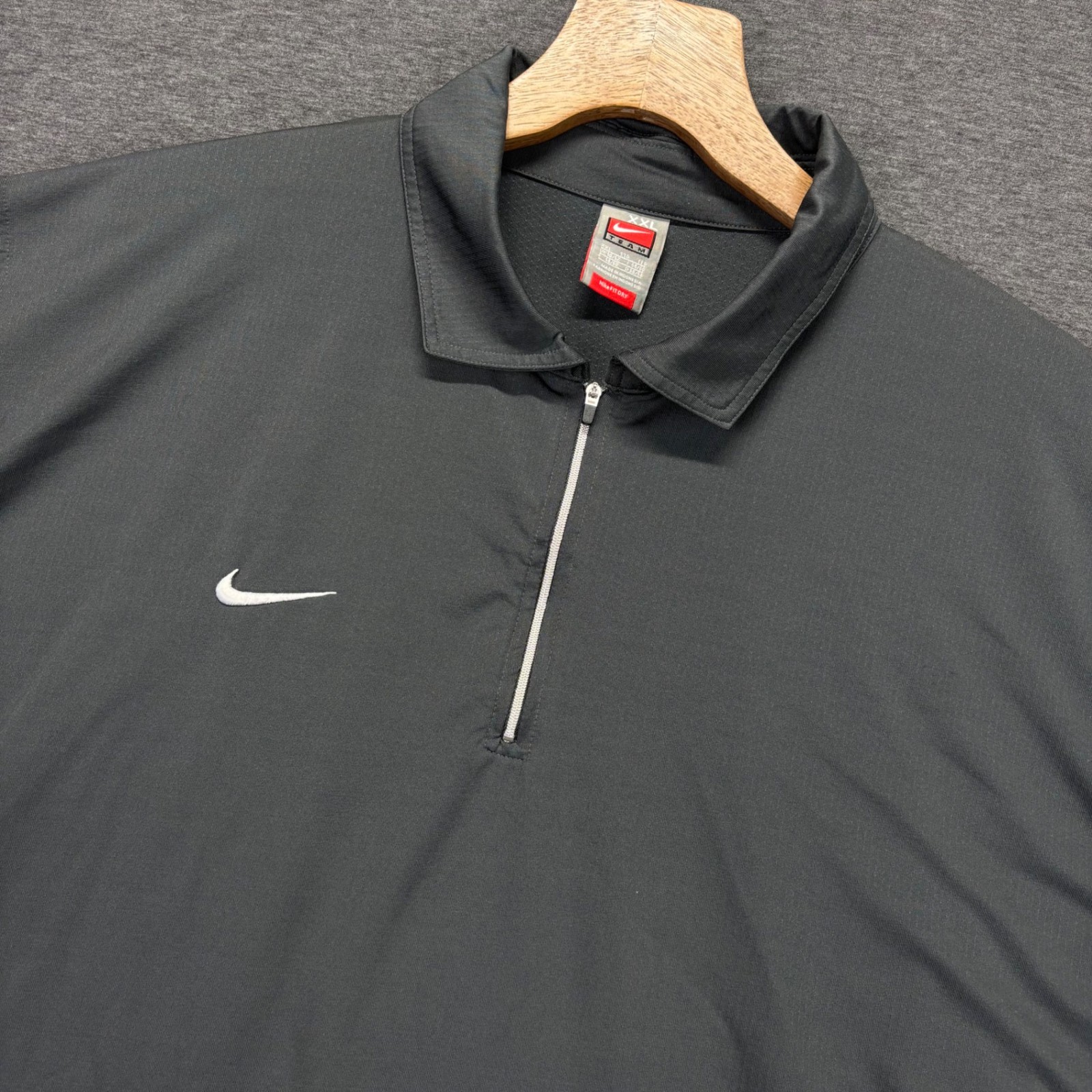 Nike Pullover Mens 2XL Long Sleeve Quater Zip pullover Black DriFIT Team Swoosh gallery