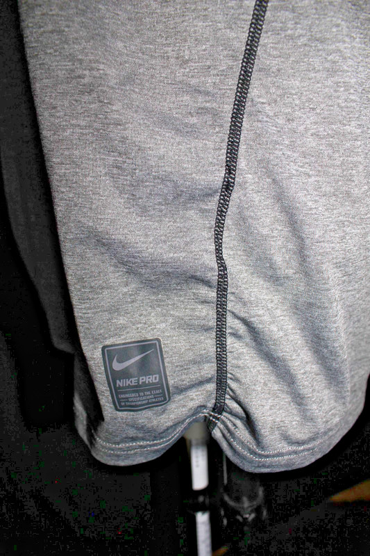 Nike Pro Vented Fitted Dri-FIT Training Shirt 703104-091 Mens Size M gallery