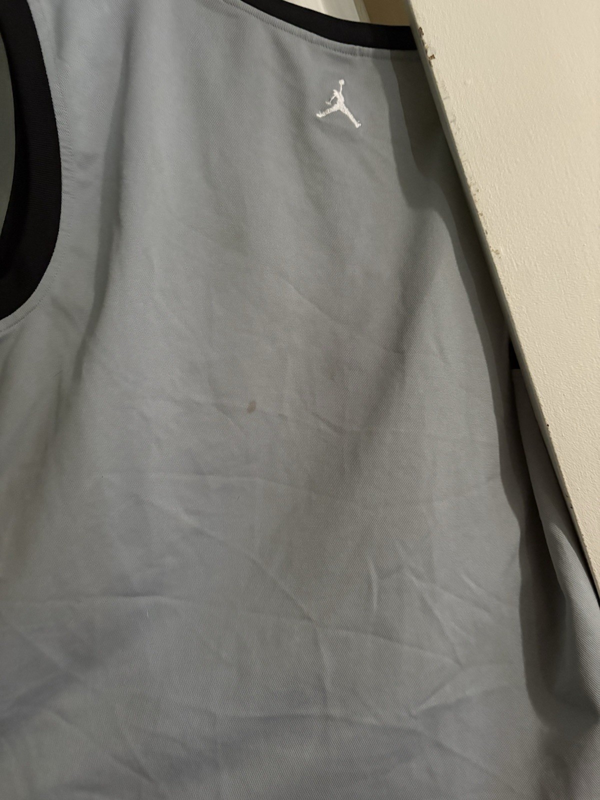 Jordan Jumpman Men’s L Gray/Black Colorblock Basketball Jersey Tank V-Neck gallery