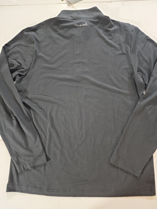 TravisMathew The Heater 1/4 Zip Pullover Mens L Large Eco Performance Golf Black gallery