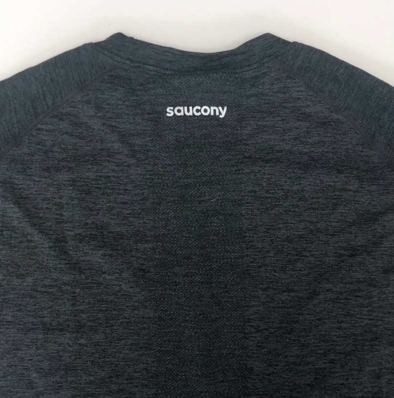 Saucony Men's Dash Seamless Short Sleeve T Shirt, Gray Carbon Heather, New Small gallery