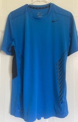 Nike Dri-FIT Medium M Mens Athletic T-Shirt Blue Short Sleeve Training Tee