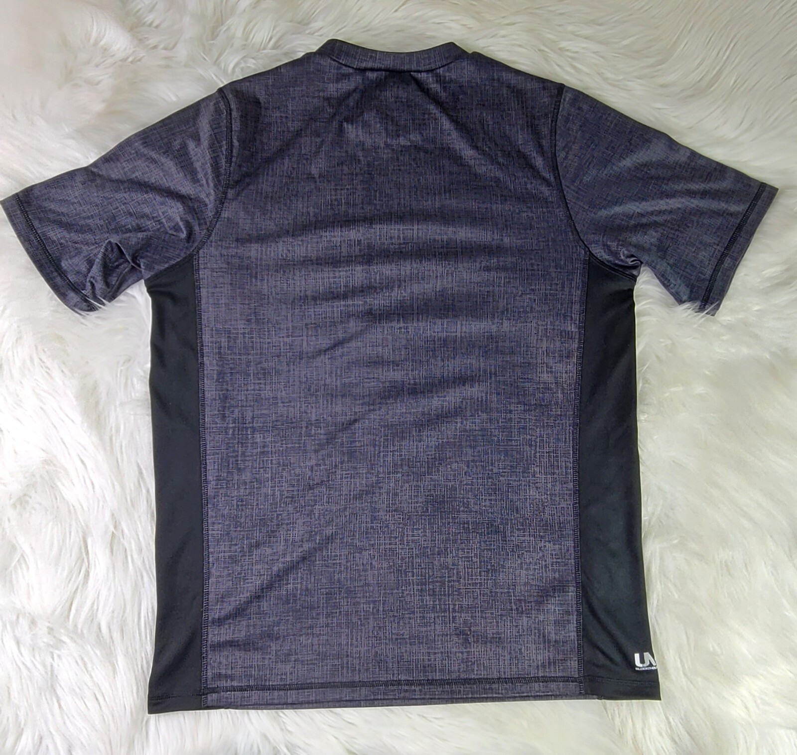 Speedo UV Blockthburn Short Sleeve shirt SZ(M) grey black gallery
