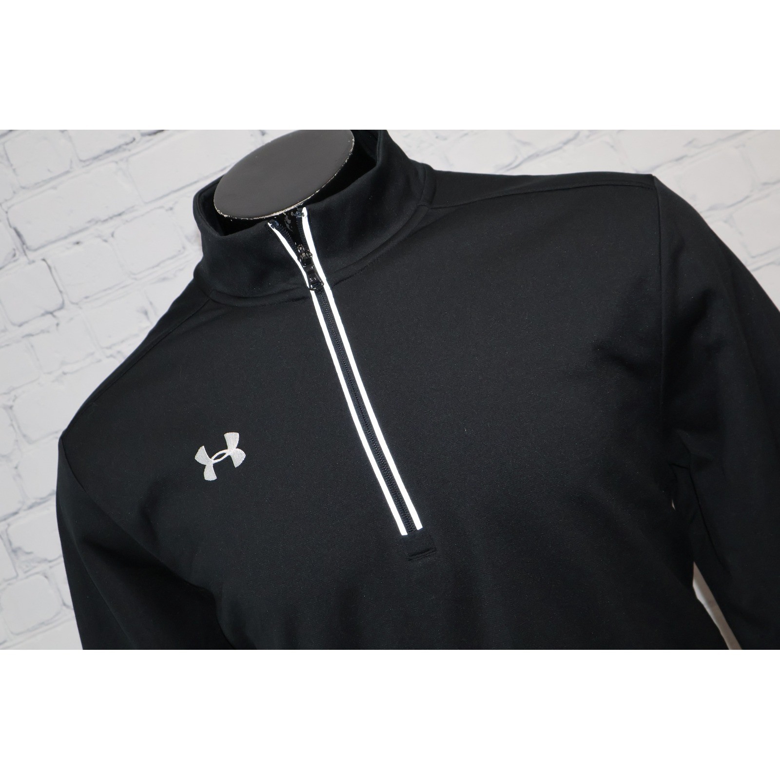 Under Armour 1/4 Zip Pullover Mens XL Black Loose Fit Mock Neck Golf Workout Gym gallery