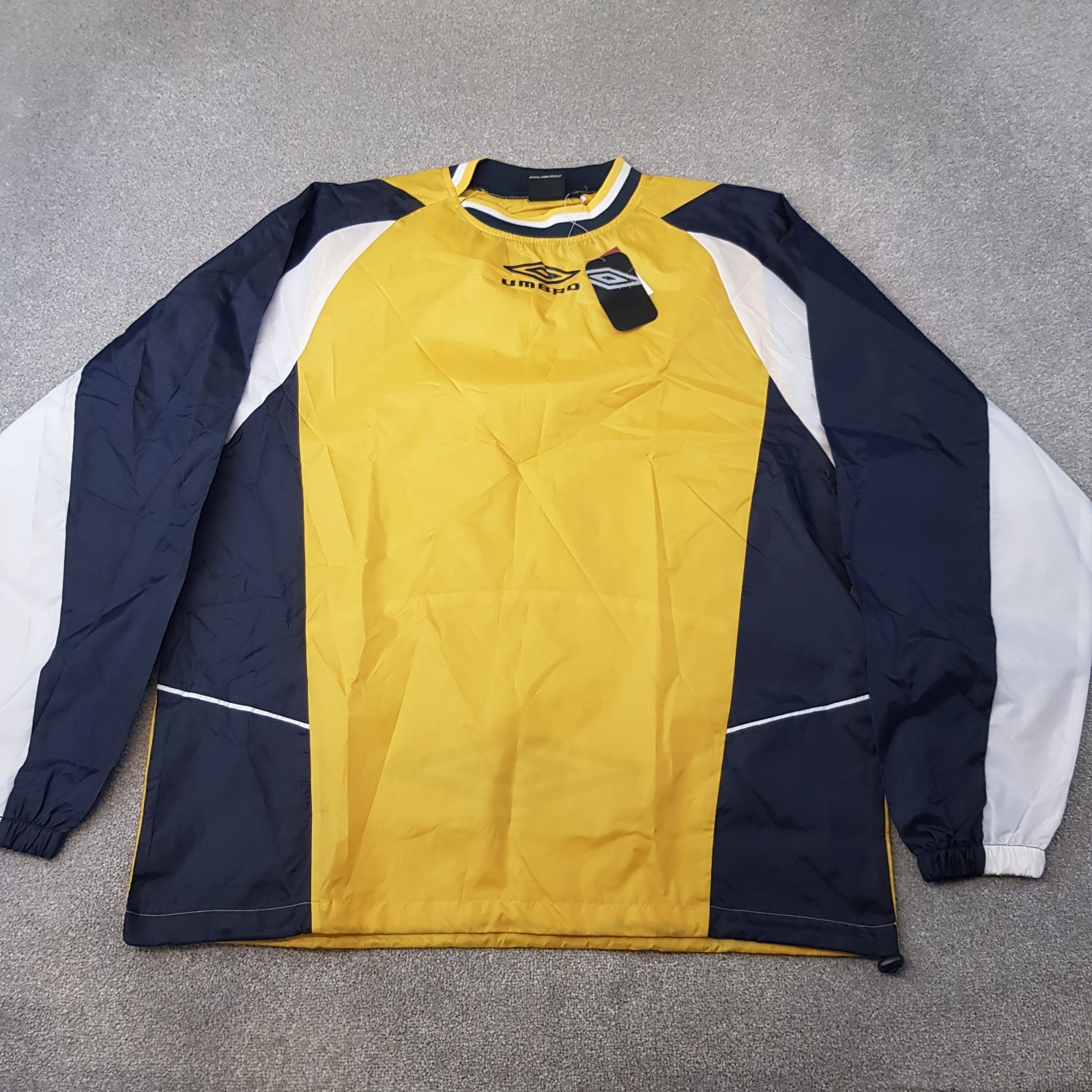 Umbro Mens Top 3XL Blue Yellow Windbreaker Pullover Centre Logo Training Retro gallery