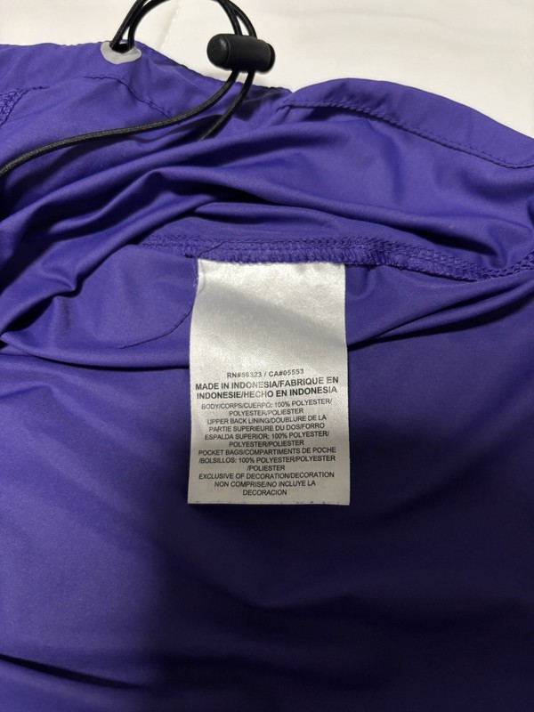 2015 Nike Short Sleeve 1/4 Zip Training Shirt Size S Lakers Lightweight Workout gallery
