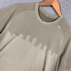 Lululemon Metal Vent T-Shirt Mens Medium City Skyline Tech Seamless Gym Running