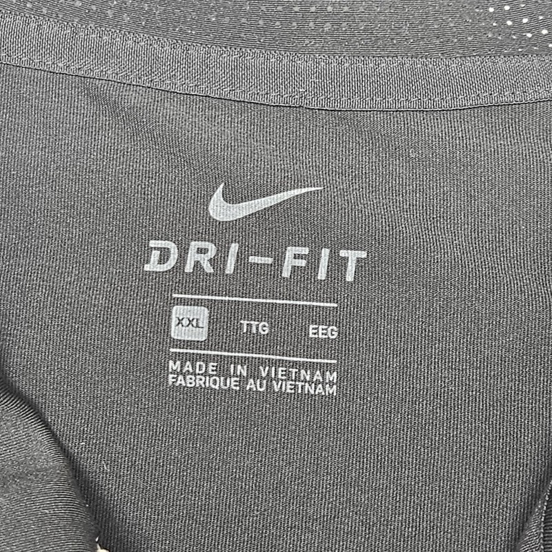 Nike Men's Dri-FIT T-Shirt Black With White Accents Logo Short Sleeves Size 2XL gallery