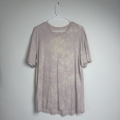 Lululemon Men’s Relaxed Fit Train T-Shirt Pink Tie Dye Bleach Size XL