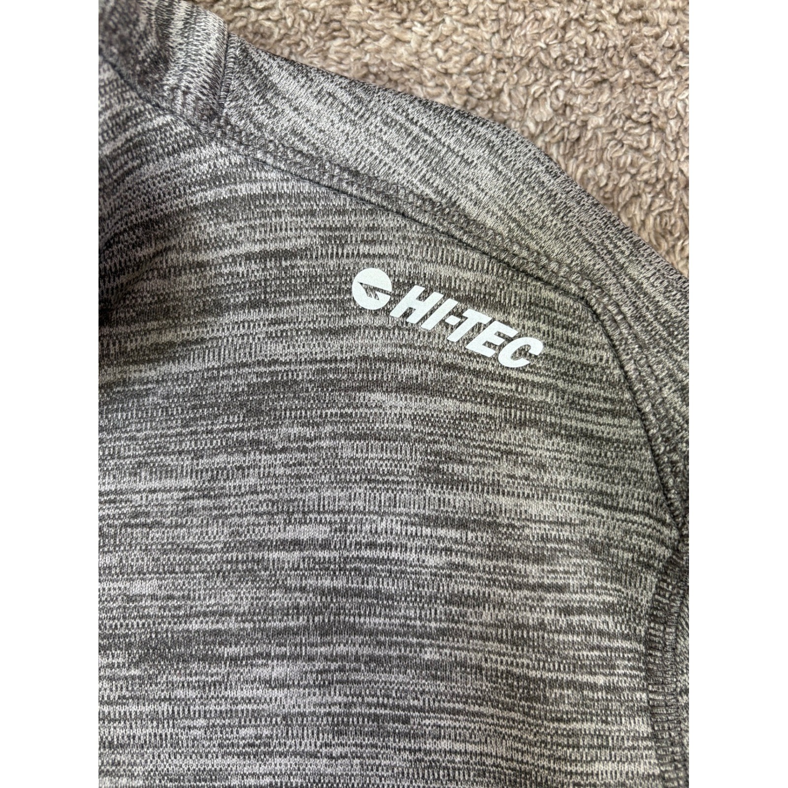 Hi Tec Men's XL Gray Quarter Zip Long Sleeve Athletic Pullover Shirt gallery