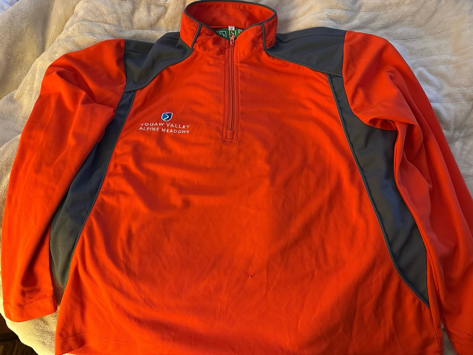 Squaw Valley Alpine Meadows Lake Tahoe Red Orange Long Sleeve Windshirt Men’s M gallery