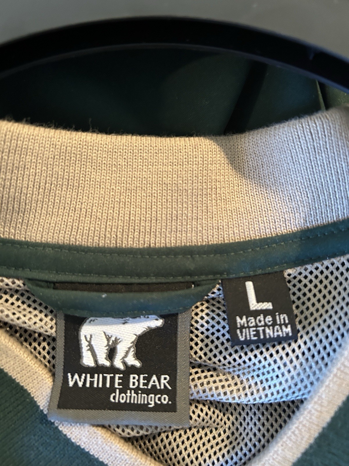 White Bear Co. Golf Pullover V-neck Windbreaker Mens Mesh Lined Large - EUC gallery
