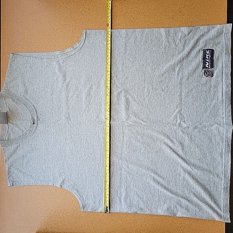 Nike Mens Basketball Sleeveless Tee Gray 2000's Has Multiple Stains Size Large gallery