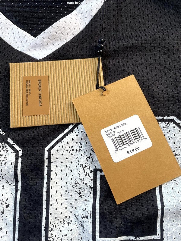 Broken Threads Hockey Jersey Men Small Black #99 Colorblock Mesh V Neck Athletic gallery