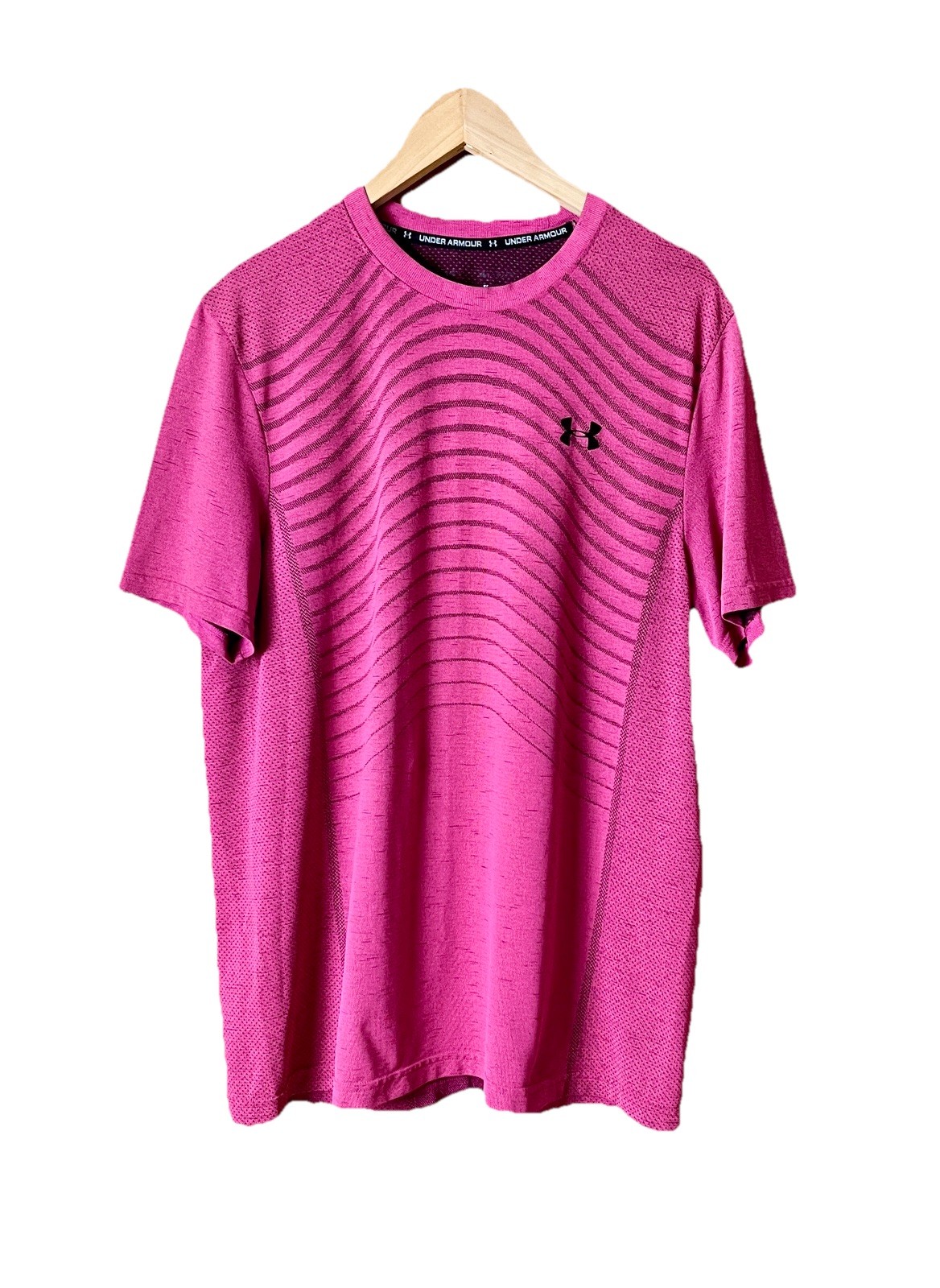 UNDER ARMOUR Seamless Wave Athletic Shirt Mens XL Pink HeatGear Running Training gallery
