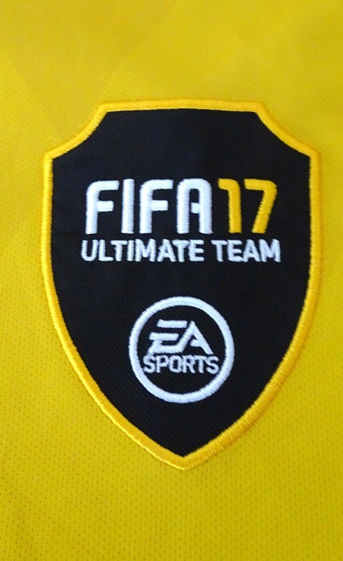 EA Sports FIFA 17 Ultimate Team Football Jersey T-Shirt Men's EU Size M gallery