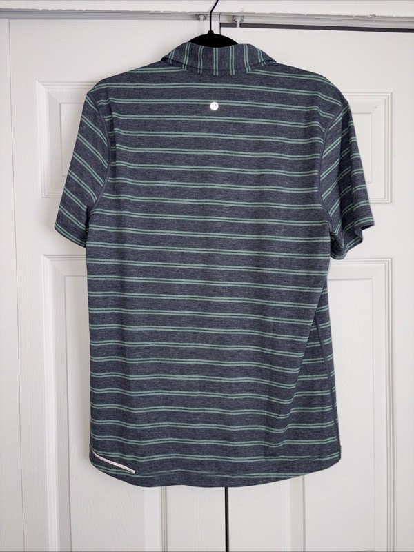 LULULEMON EVOLUTION POLO SHIRT IN BLUE GRAY STRIPE PATTERN SZ M gallery