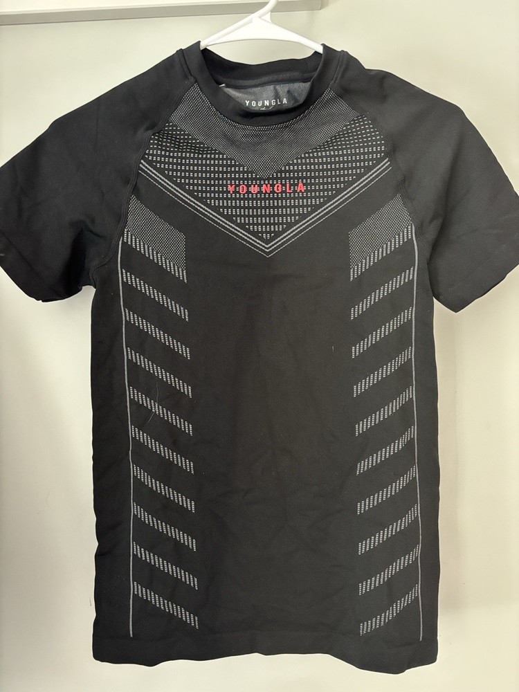 YoungLA Black 465 Compression Superhero Tee Super Fitted Small Gray Red Detail