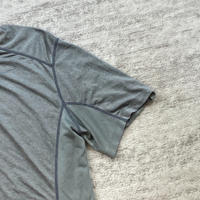 Nike Pro Combat Shirt Medium Gray Performance Center Swoosh Drifit Preppy Mens gallery