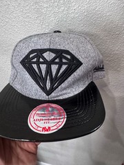 NWT Mitchell & Ness Diamond Collab Snap Hat One Size