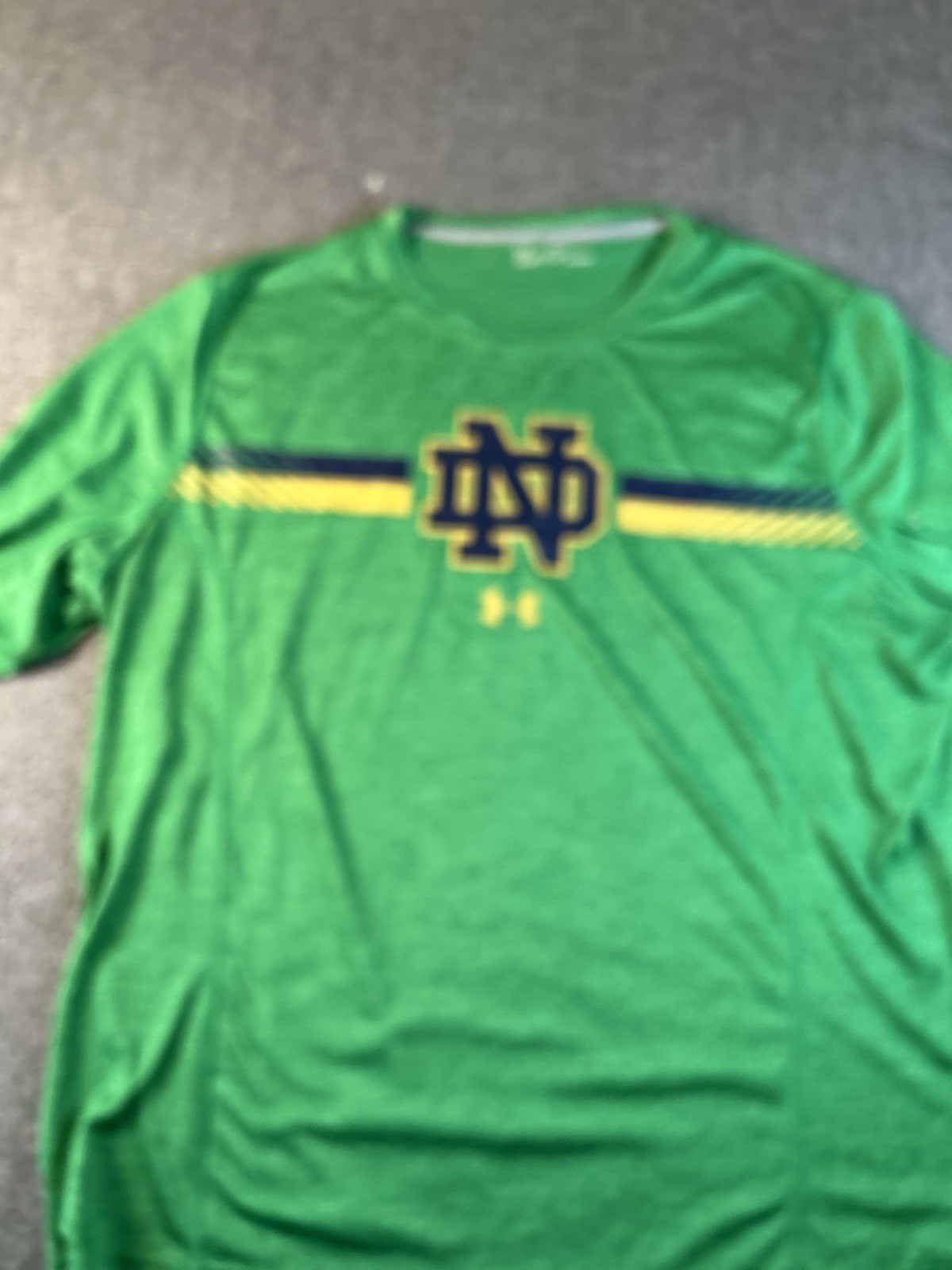 Under Armour Notre Dame Irish HeatGear Long Sleeve Shirt Men XXL Green Active gallery