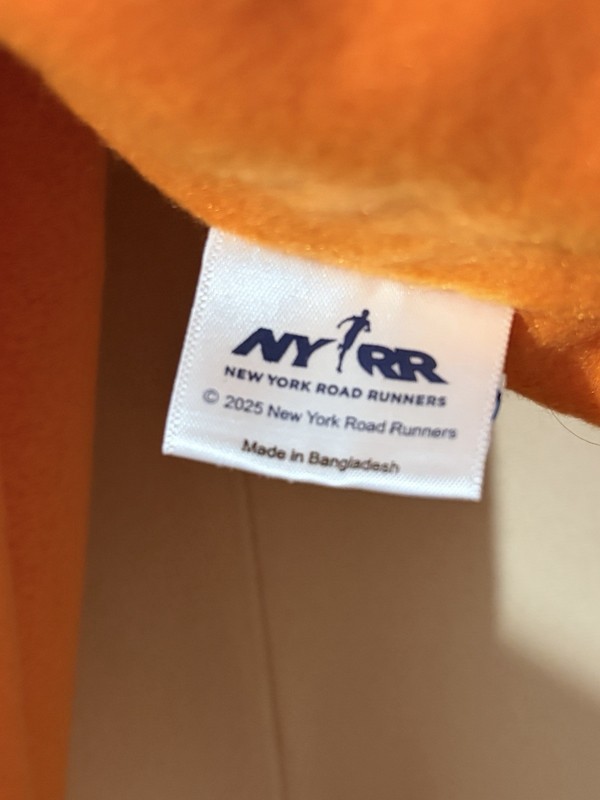 NEW YORK CITY MARATHON Road Runners (One Size) Hooded Cape Poncho Running Jacket gallery