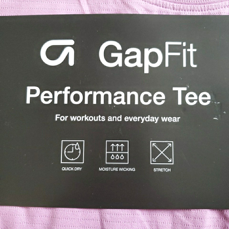 New Mens GapFit Performance T Shirt Size Small S Gap Mauve Quick Dry Stretch gallery