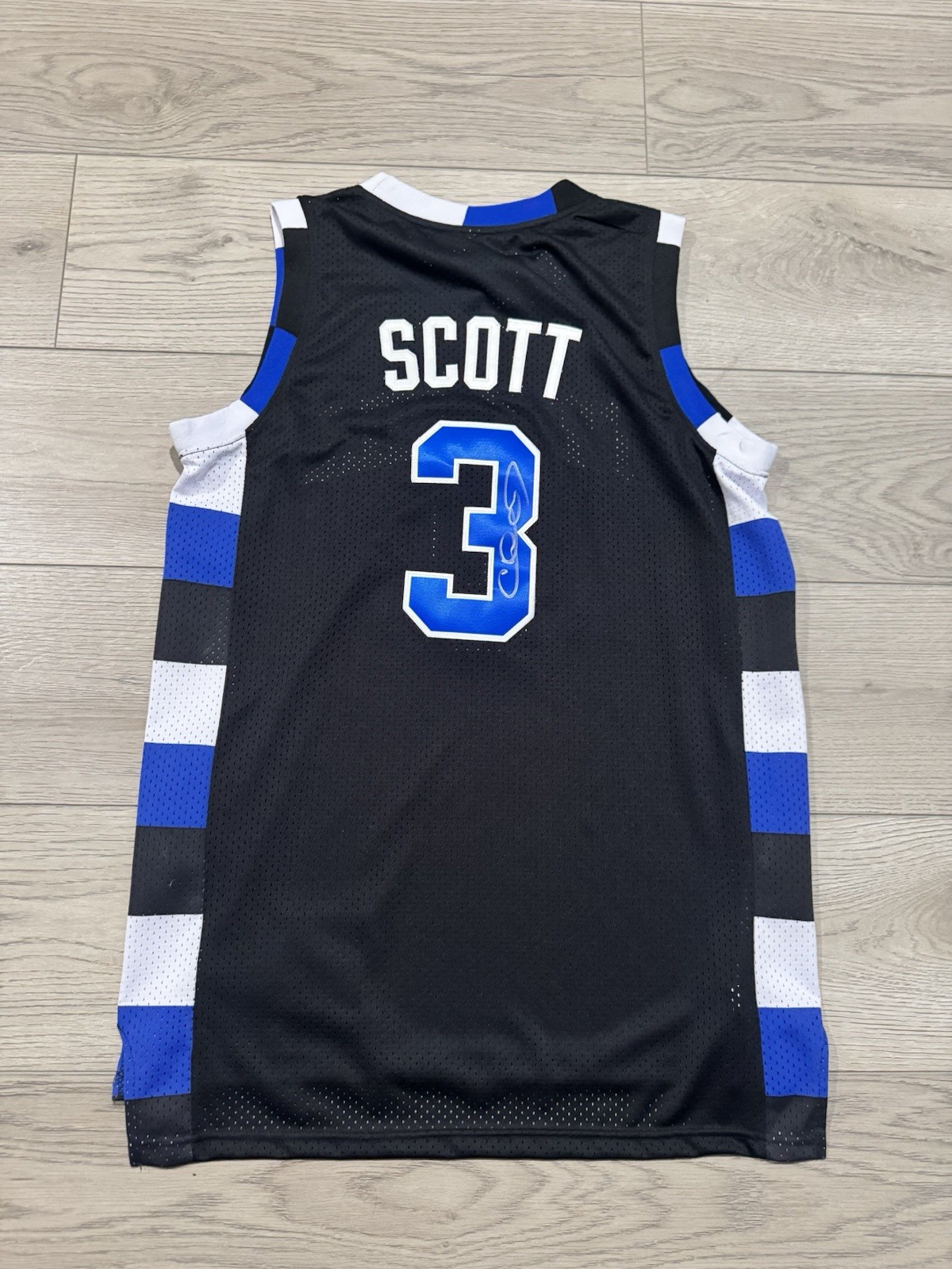 One Tree Hill Scott #3 Men's M Mesh Breathable Basketball Jersey Black Blue gallery