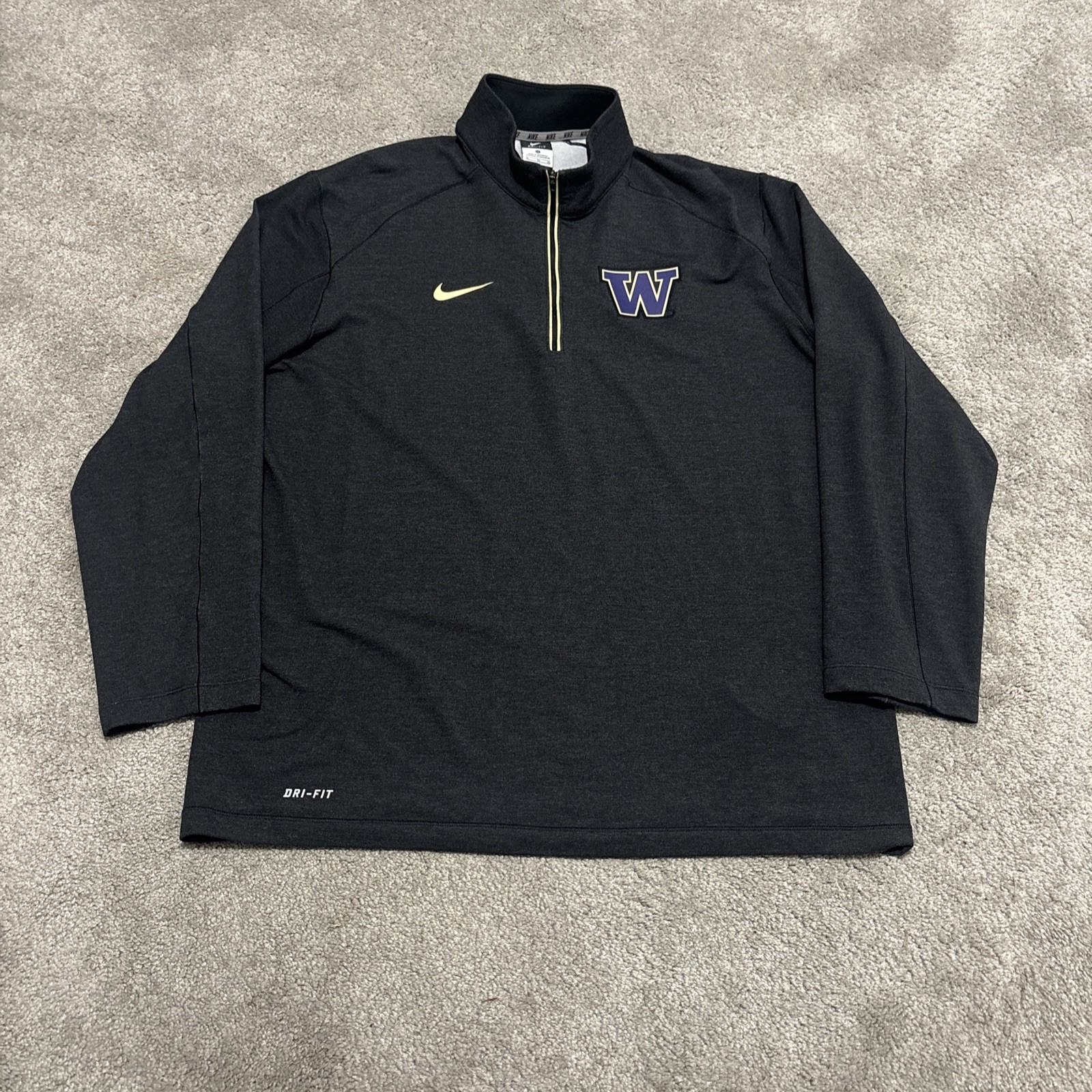Nike Dri Fit Washington Huskies 1/4 Zip Black Long Sleeve Pullover Size XL gallery