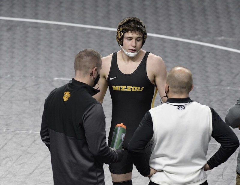 Mens Nike Mizzou Missouri Tigers Team Issued Wrestling T Shirt Small New gallery