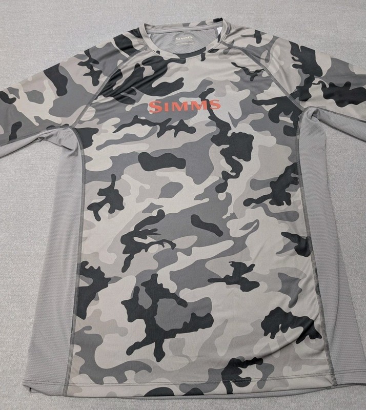 Simms SolarFlex Crewneck Long Sleeve Shirt Men's Medium Camo Gray 100% Polyester gallery