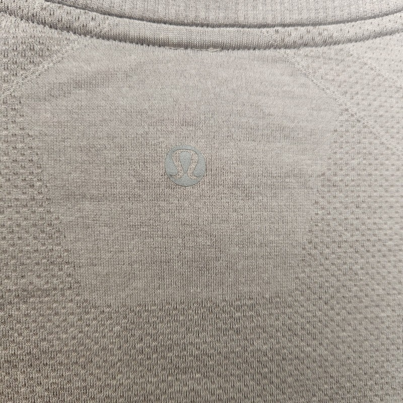 Lululemon Soft Jersey Half Zip Men's Gray Thumbholes Medium Believe in Yourself gallery