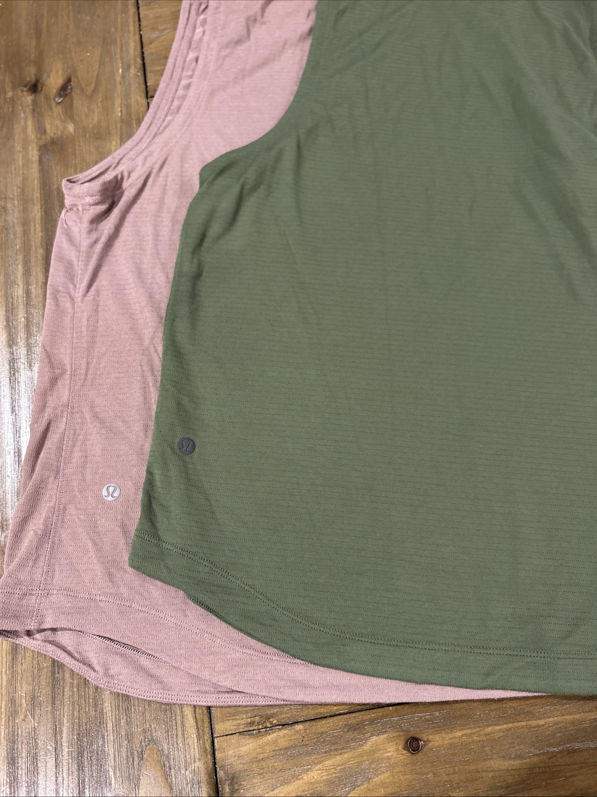 Lululemon Tank Top X2 Mens L Green/ Mauve Color Licenese to Train Performance gallery