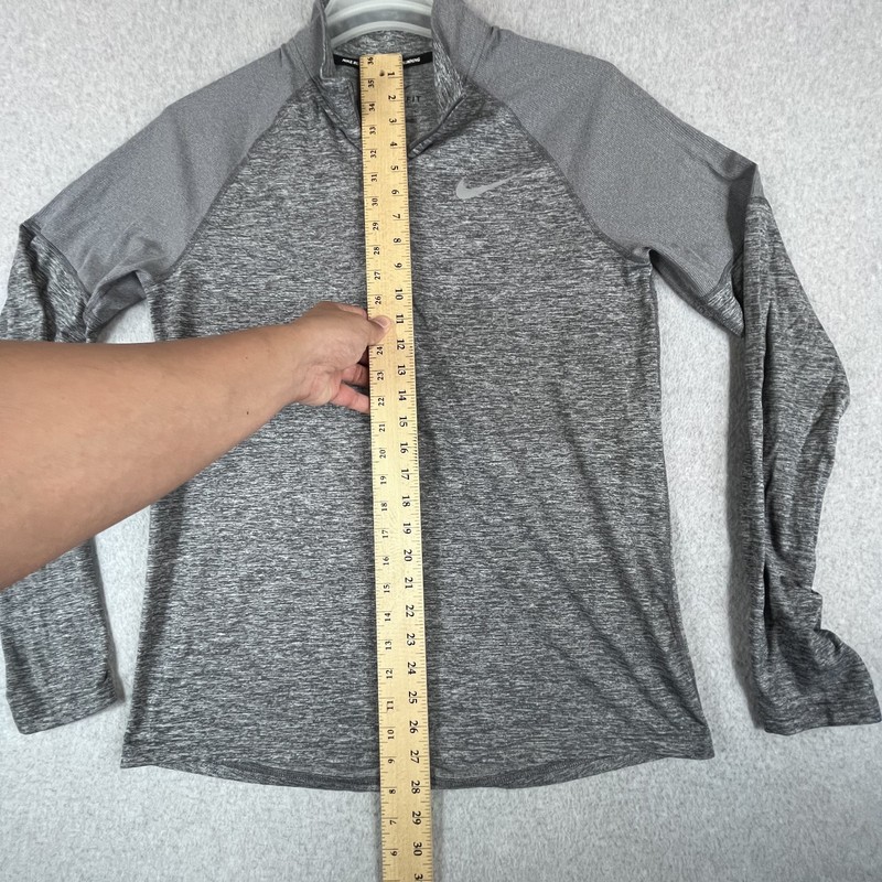 Nike Running Pullover Mens Medium Gray Element 2.0 1/4 Zip Dri-Fit Long Sleeve gallery