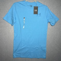 Under Armour Men’s XS Sportstyle Left Chest Logo Short Sleeve T-Shirt Blue Loose