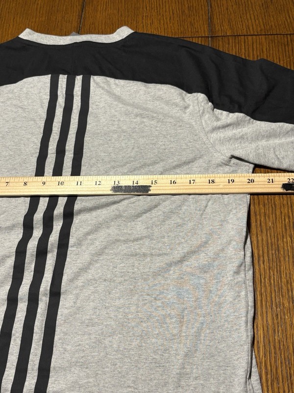 adidas Men's Elevated Grey / Black Tee (CV3246) Men’s Size Medium New With Tags gallery