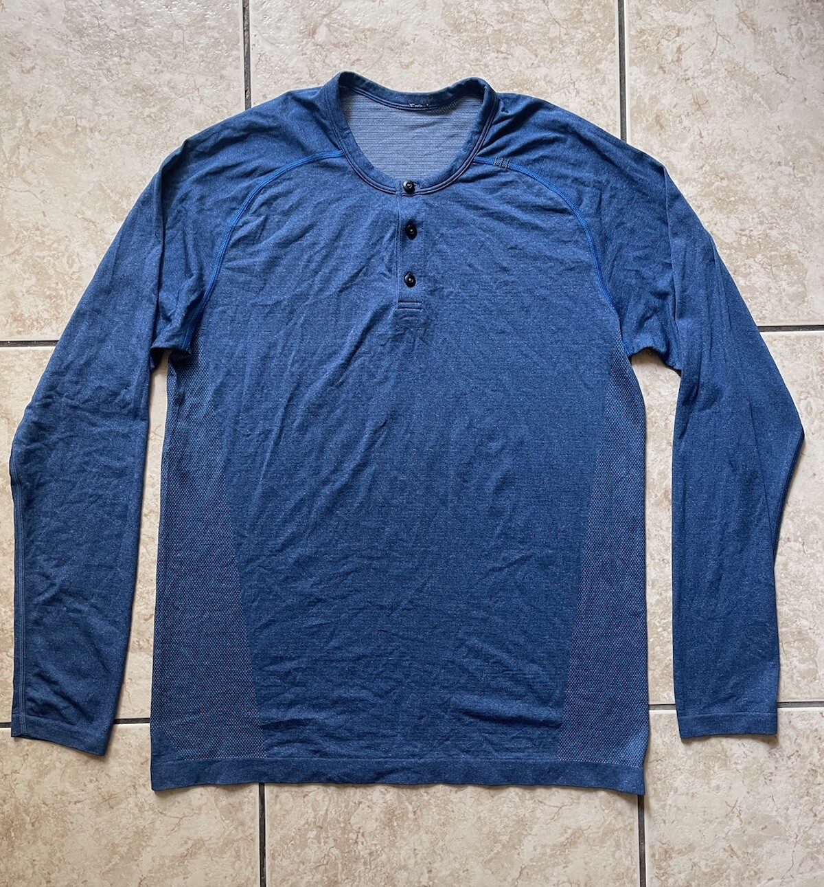 Lululemon Metal Vent Tech Long Sleeve Button Running Blue Large Sport Ball Shirt gallery