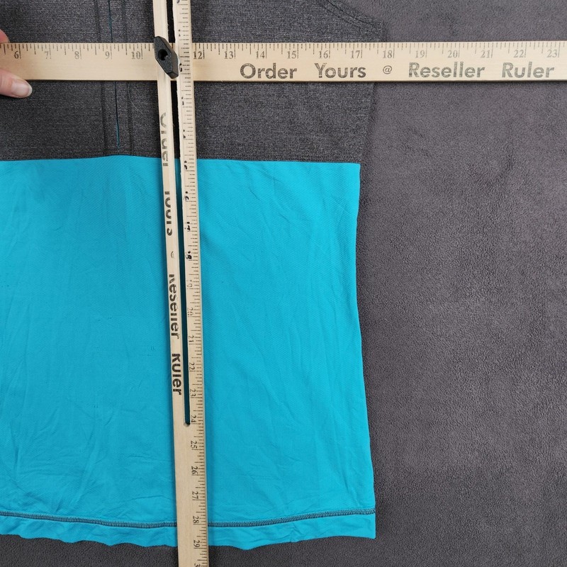 Lululemon Precise Singlet Tank Mens Small Gray Blue Colorblock Mesh LM1030S gallery