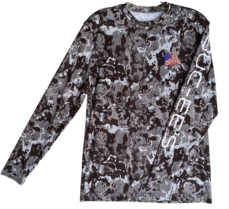 Bucees Long Sleeve Small Shirt Gray Black Camo Patriotic Flag Performance Logo gallery