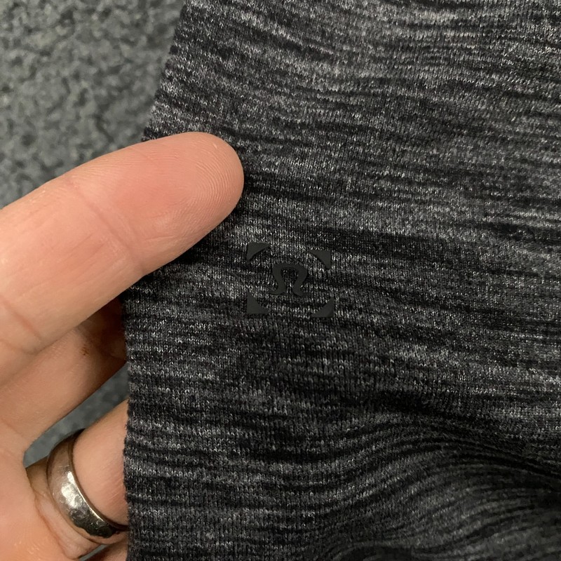 Lululemon Shirt Mens Medium Henley Long Sleeve Knit Stretch Heather Gray gallery