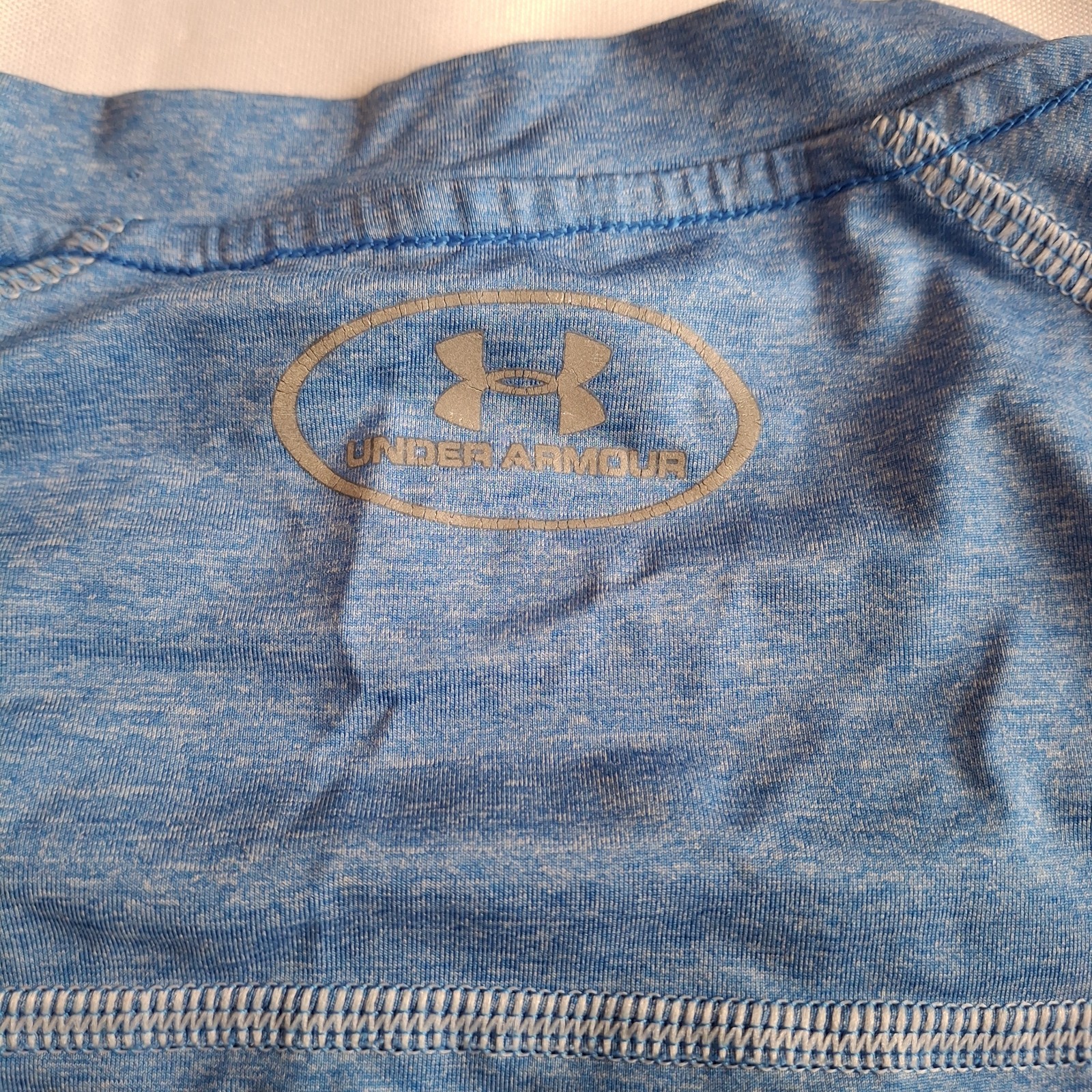 Under Armour Men's Long Sleeve Shirt. Chest 21 Inches Fits Like A Large. gallery
