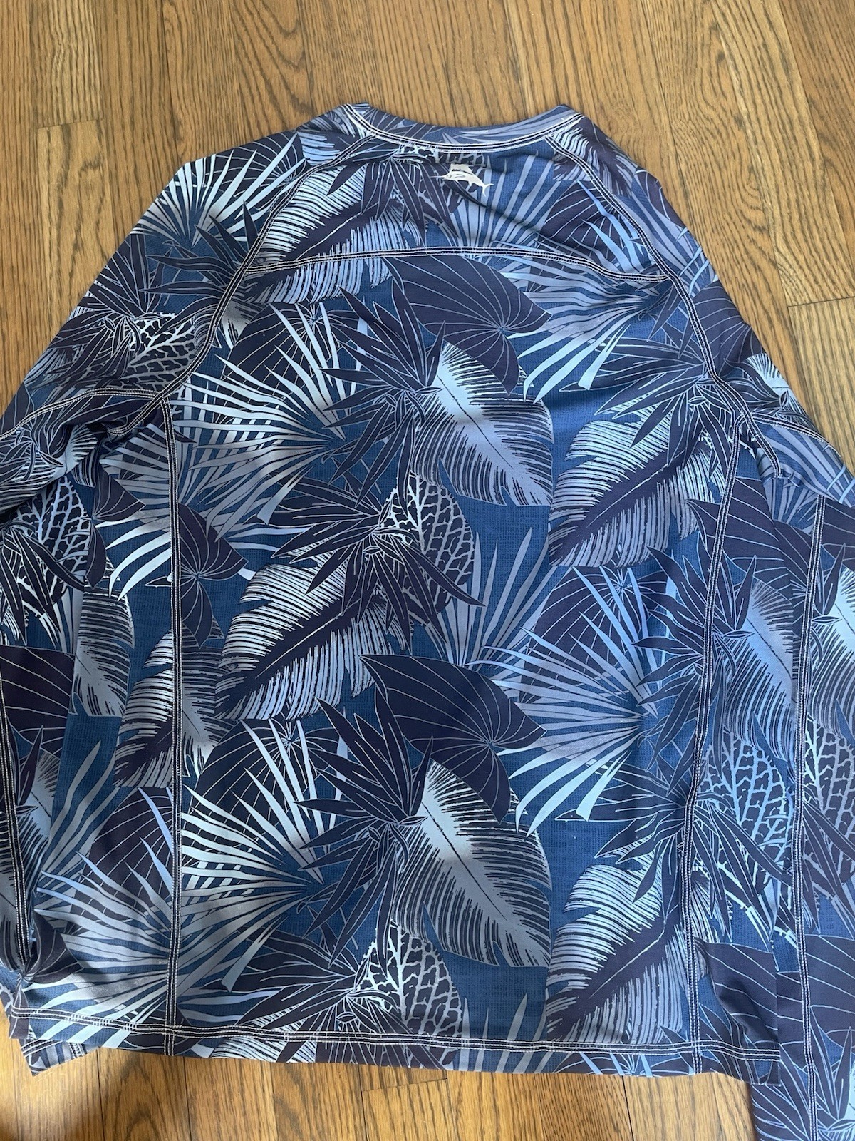 Tommy Bahama Islandactive Pullover All Over Print Blue Hawaiian Men’s Medium gallery