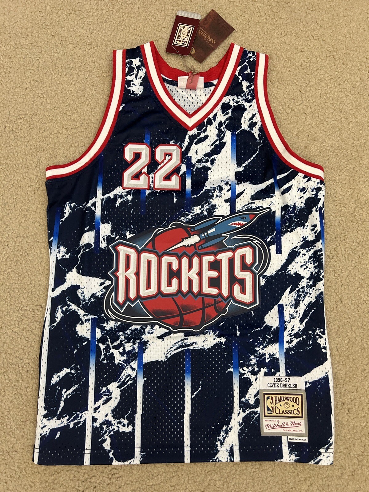 Sz M MITCHELL & NESS MARBLE SWINGMAN JERSEY HOUSTON ROCKETS 1996 CLYDE DREXLER gallery