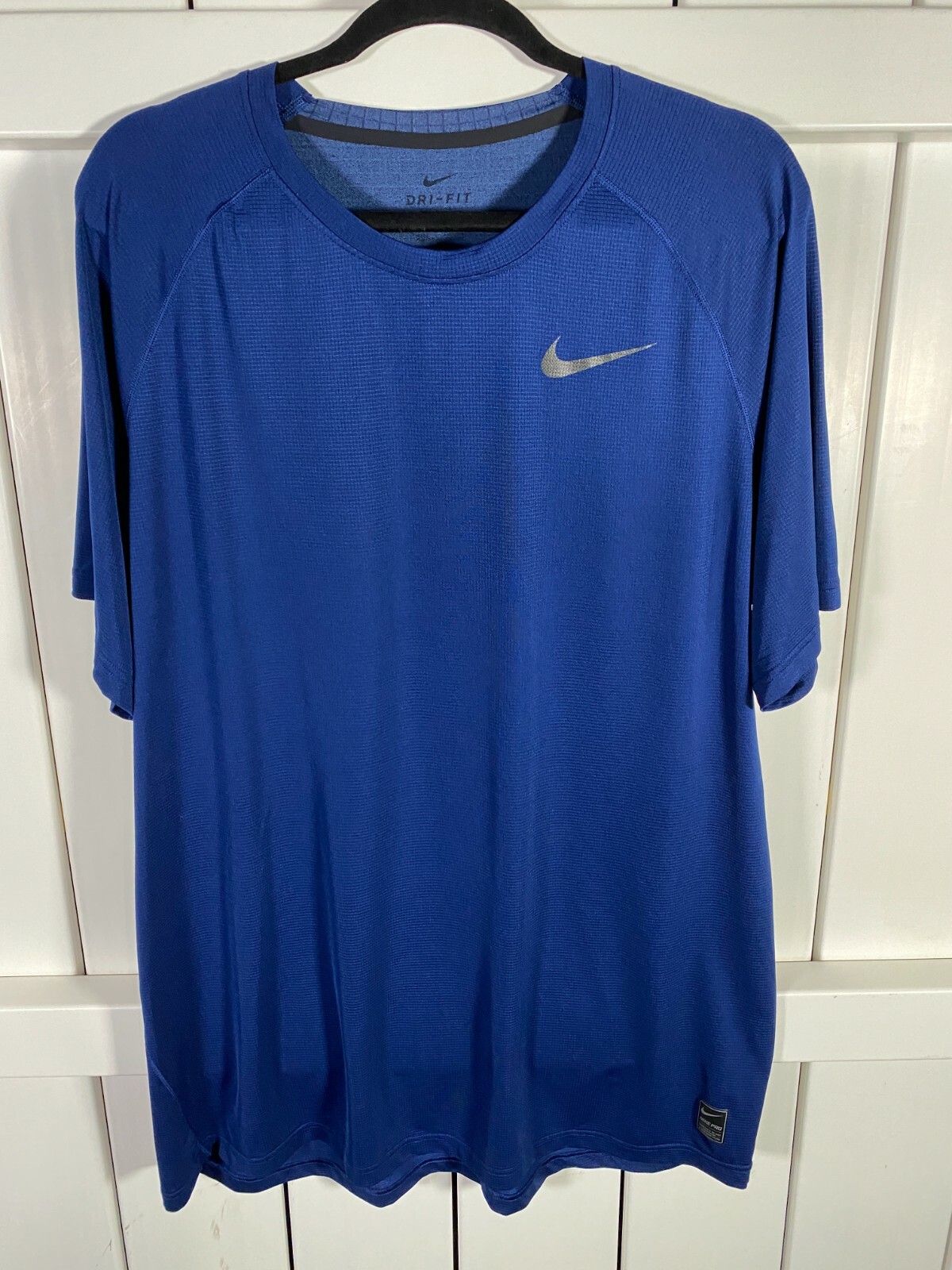 New - Nike - Workout/Training Shirt - Blue - Stretch - Unique Back Design - XXL gallery