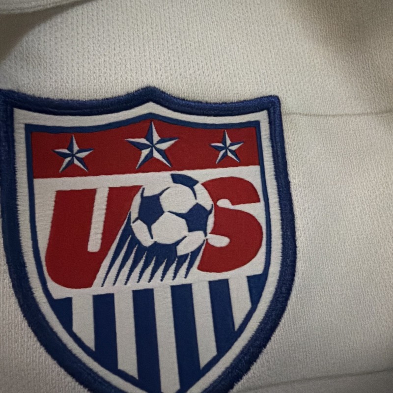 Nike 2014 Home USA World Cup Soccer KIOWA Size Large USMNT Jersey used gallery