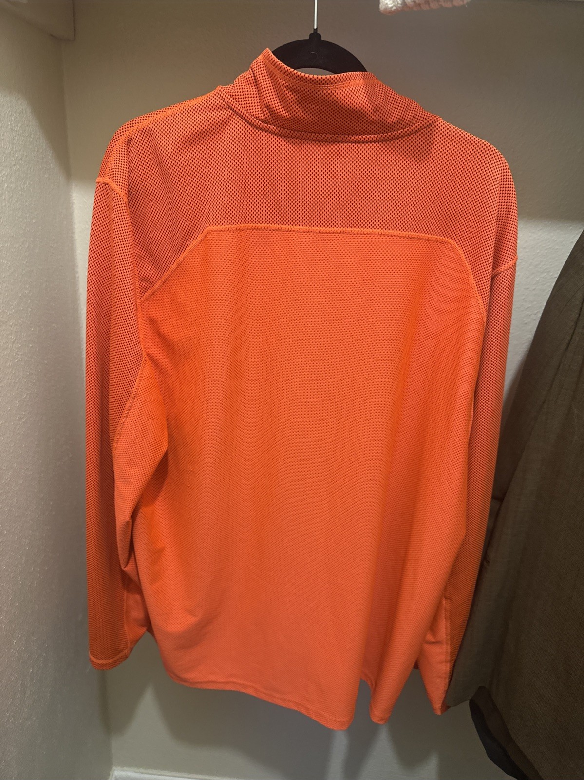 Calvin Klein Men’s Orange 1/4 Zip Performance Pullover Mesh Activewear Size XL gallery