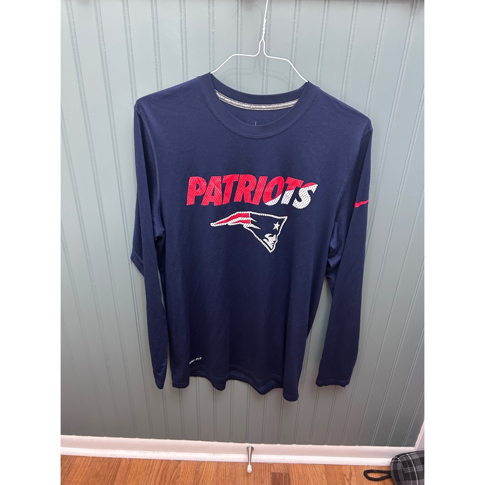 Nike Mens L New England Patriots Dri-FIT Long Sleeve Shirt Navy Blue Large NFL gallery